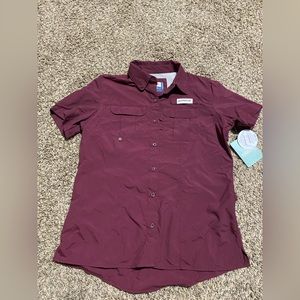 Womens Magellan Fishing shirt, size extra small. NWT.